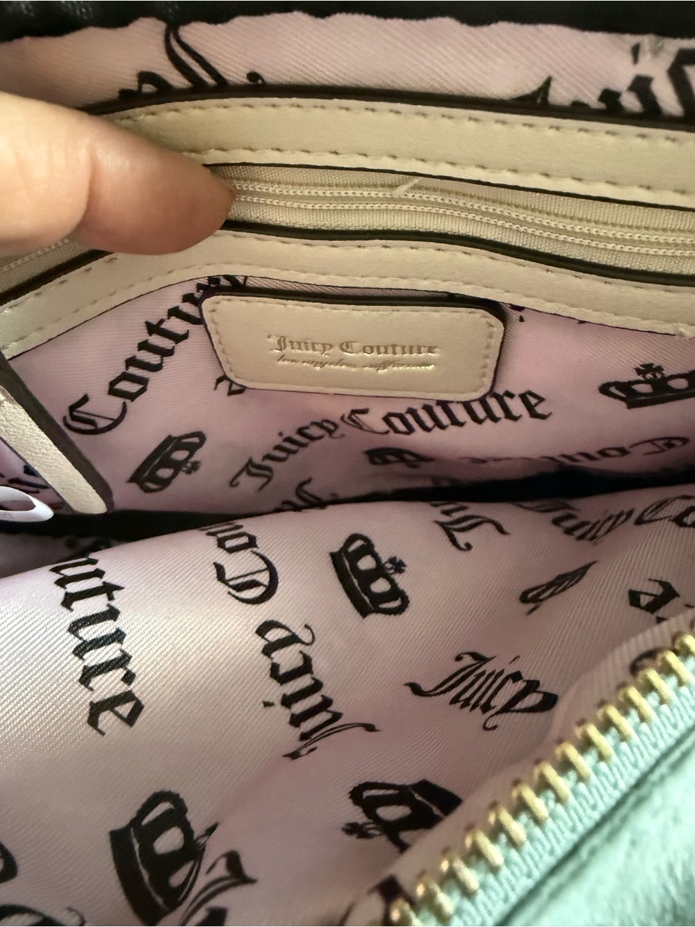 Juicy Couture soft sage green Crossbody Bag with Pink Logo and Coin Pouch - Picture 9 of 16